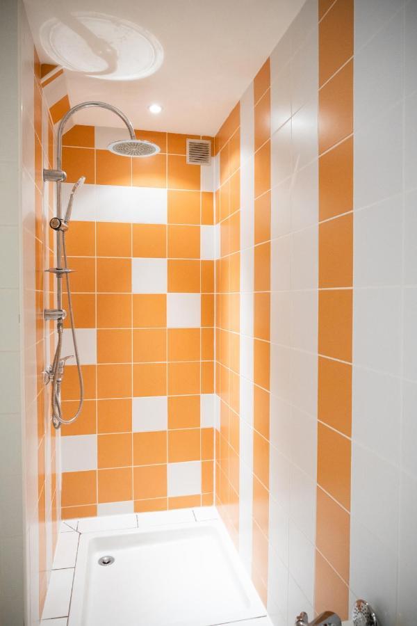 Colorzen - Confortable Lumineux Netflix - Appart Pezenas Centre Luaran gambar